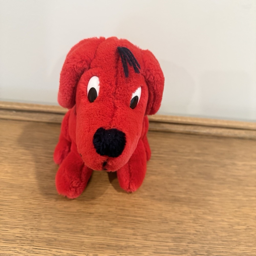 Vintage 1993 Clifford The Big Red Dog Dakin Plush Stuffed Y2K Cartoon Toy 8in